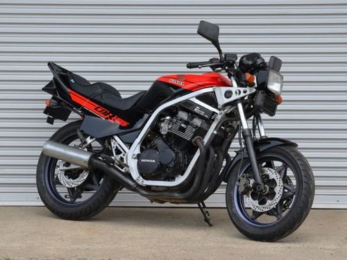 Cj Performance ホーム 千葉県野田市 バイク買取 クルマ販売 水上バイク販売 旧車販売 中古車販売 修理 加工 レストアなら旧車 絶版車専門店cjパフォーマンス Cbx400f Cb400f Gs400 Hawk Etc